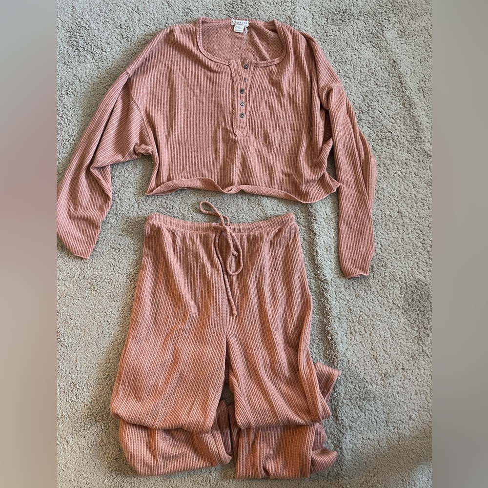Billabong Knit Set